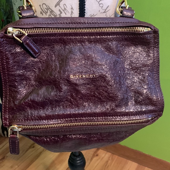 Givenchy Small Pandora Creased Patent Leather Shoulder Bag - Picture 5 of 16